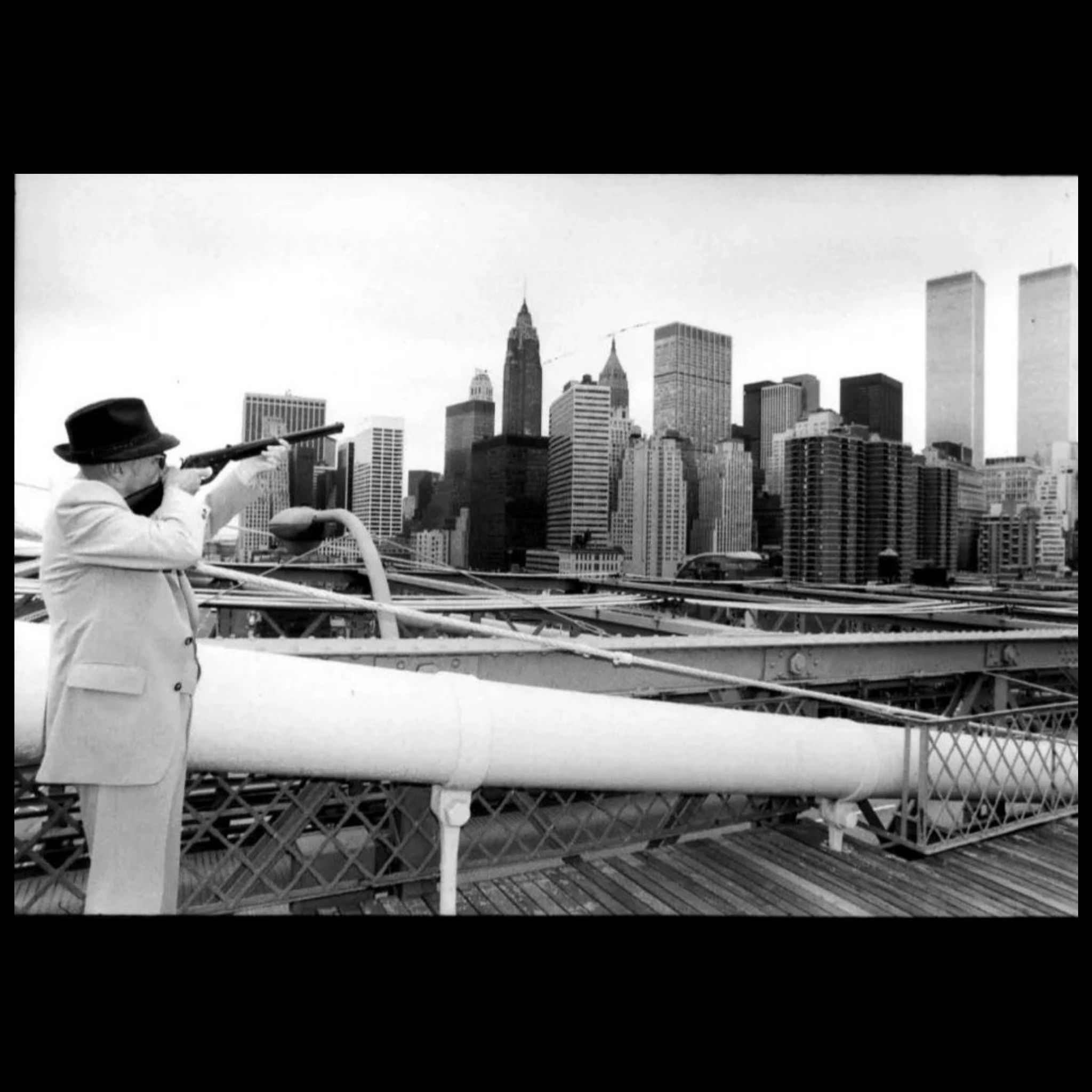 『William  NEWYORK』 Story behind William Burroughs Twin Towers photo
